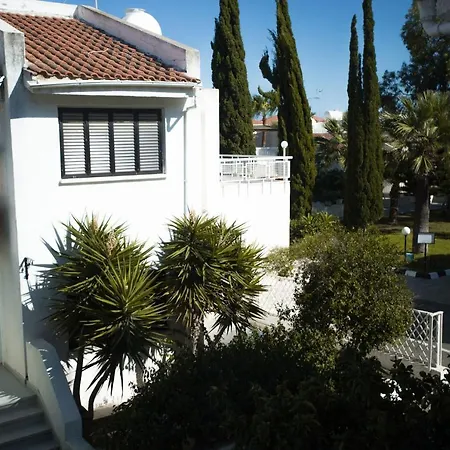 Semesterbostad Odissea Beach House Larnaca
